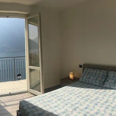 Appartement Luxury With Pool Nesso
