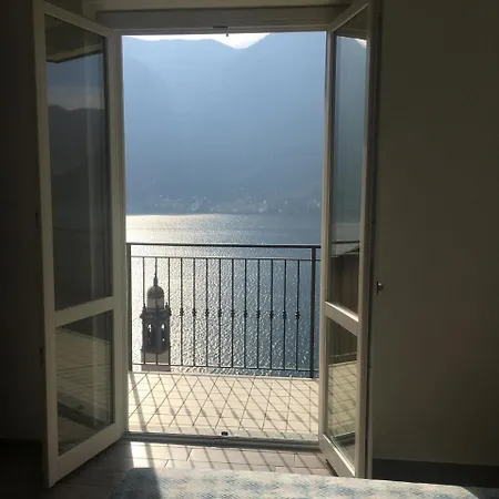Appartement Luxury With Pool Nesso